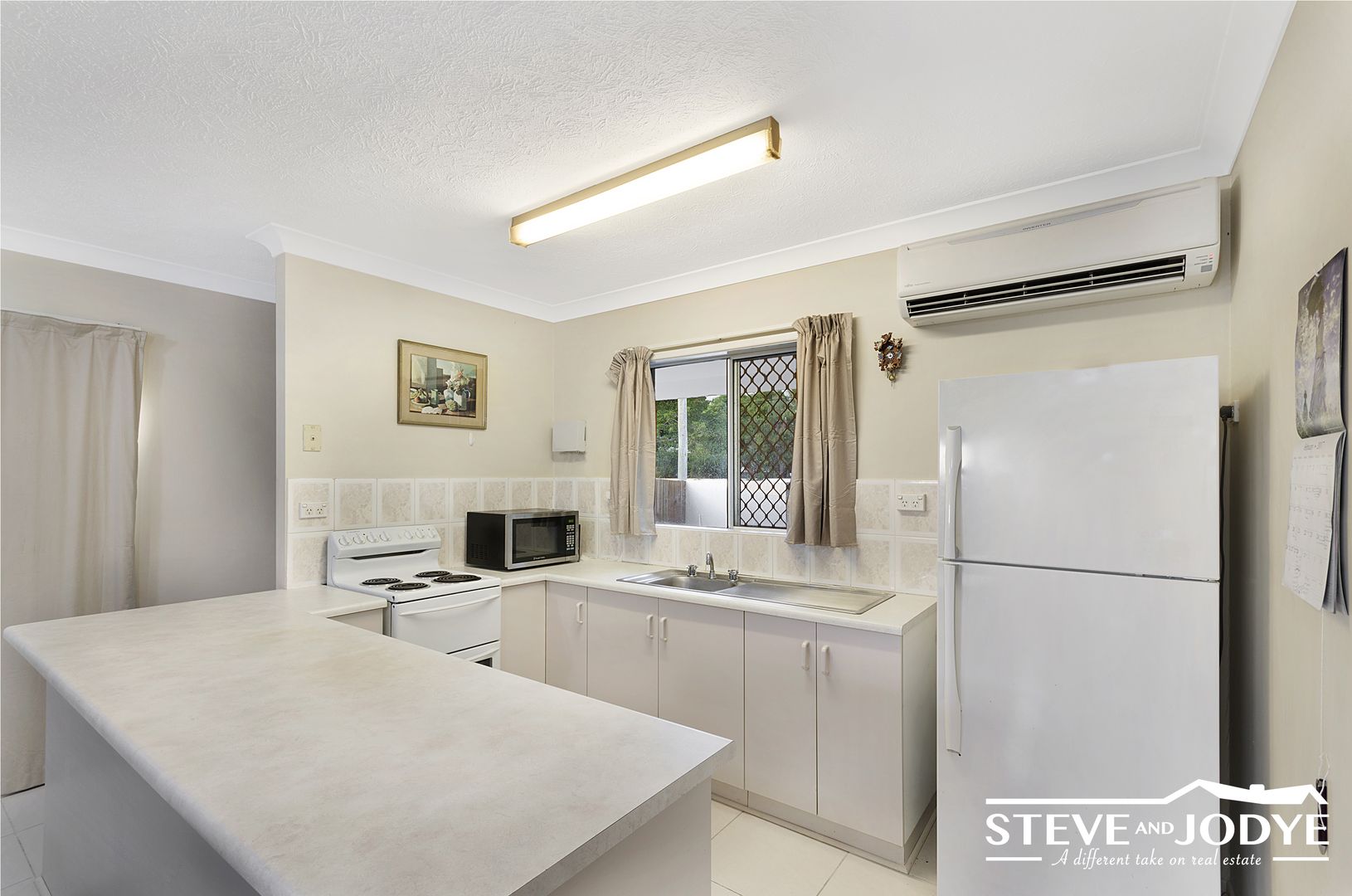 1/94 First Avenue, Railway Estate QLD 4810, Image 2