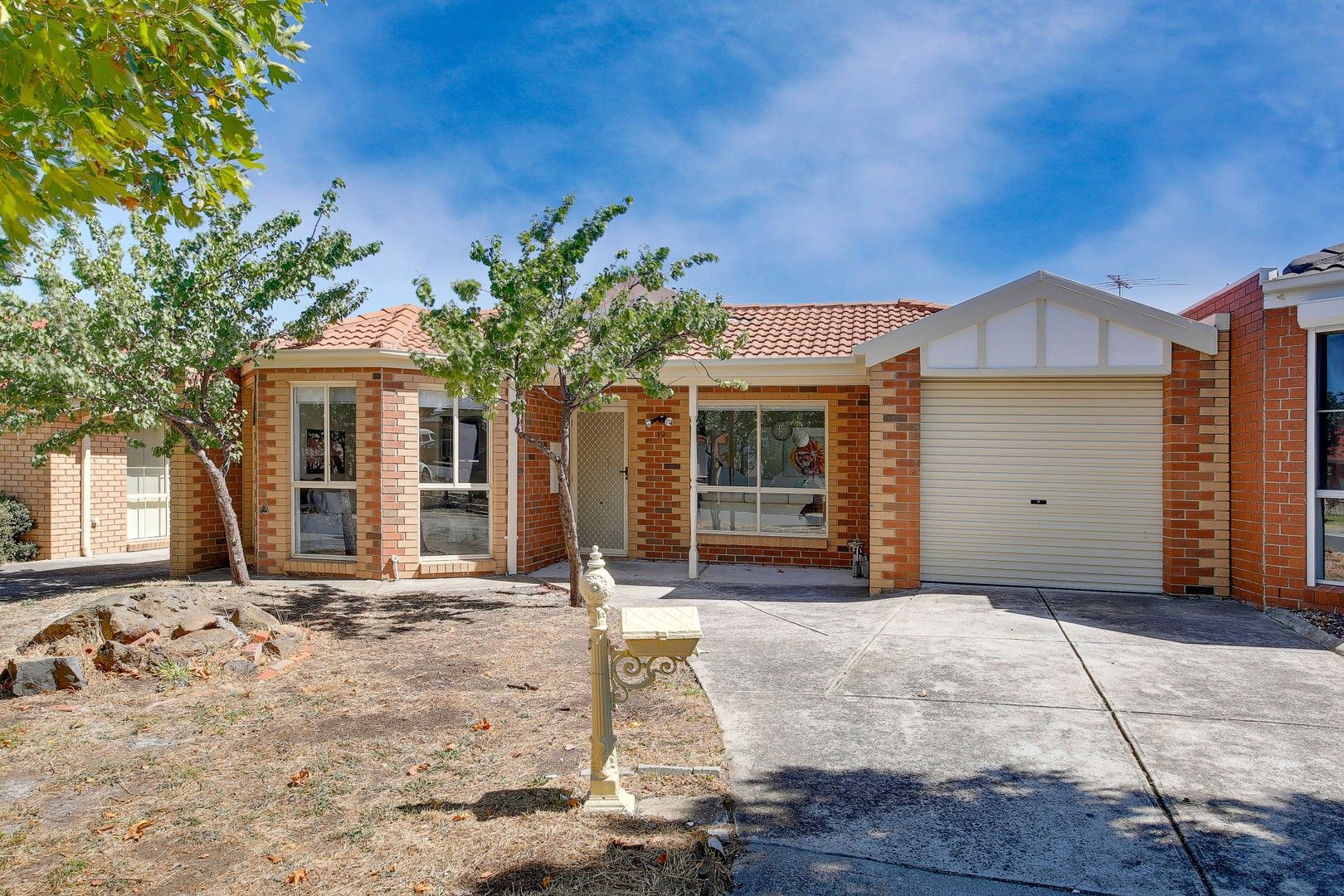 19 Jasmine Court Meadow Heights VIC 3048 House For Rent Domain