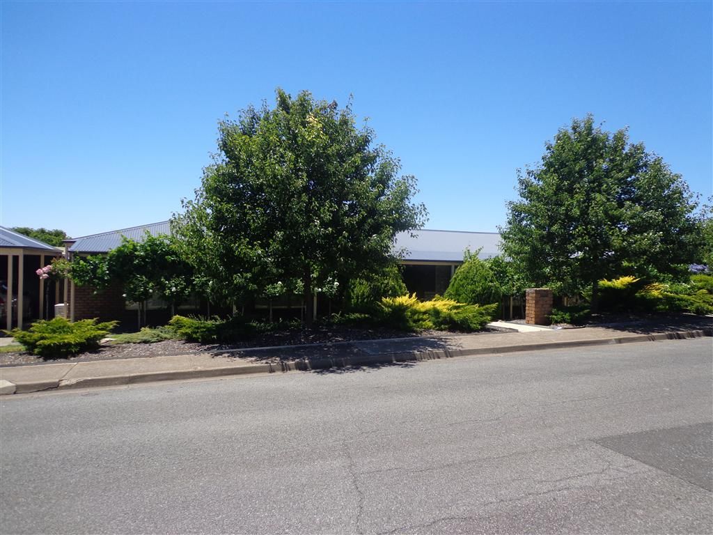 15 Abbott Avenue, McLaren Vale SA 5171 House For Rent Domain