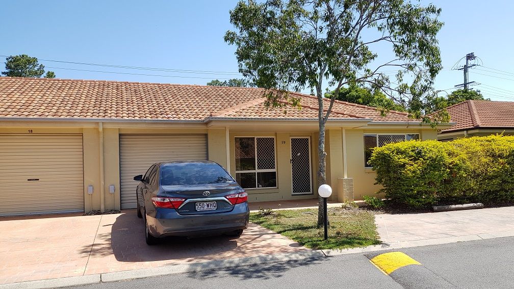 3 bedrooms Villa in 19/25 Buckingham Place EIGHT MILE PLAINS QLD, 4113