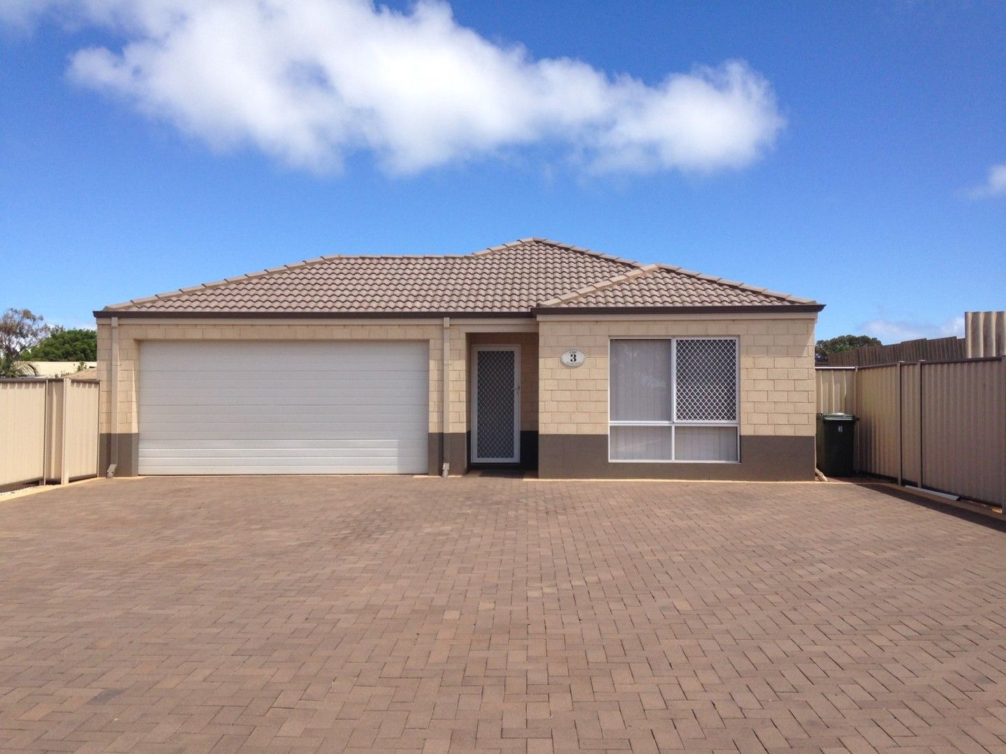 3/19 Flores Road, Wonthella WA 6530, Image 0