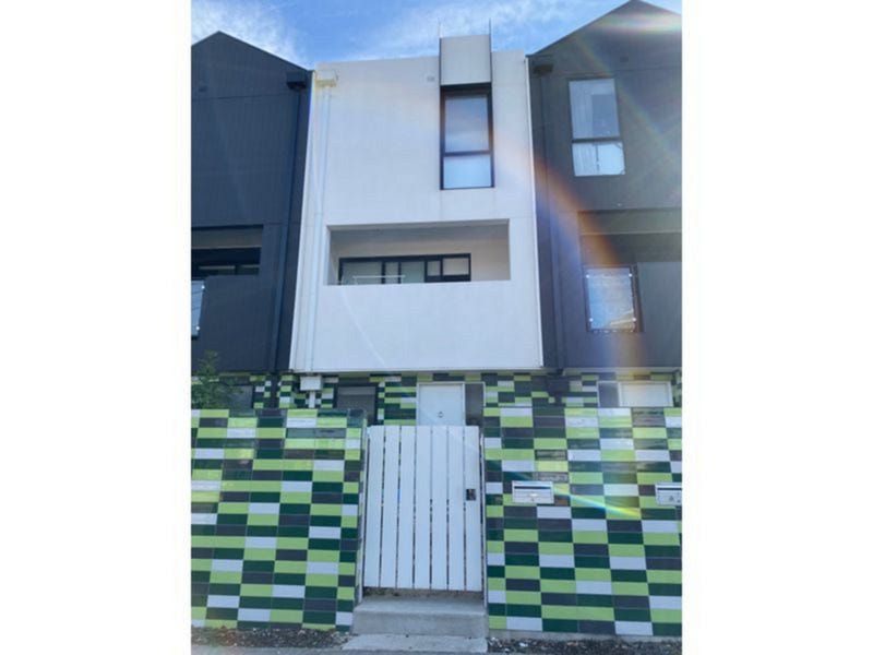 3 bedrooms Townhouse in 6/163 Carinish Road CLAYTON VIC, 3168