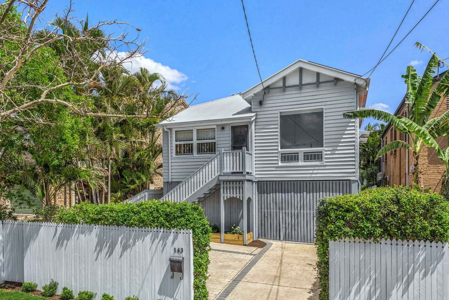 3 bedrooms House in 143 Macrossan Avenue NORMAN PARK QLD, 4170