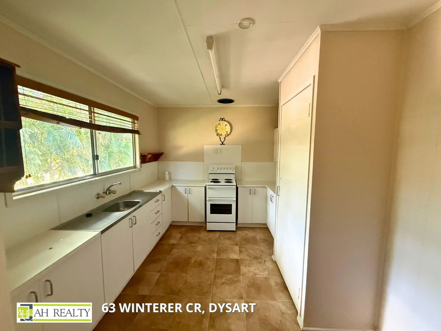 Additional image 2 of 63 Winterer Crescent, Dysart QLD 4745