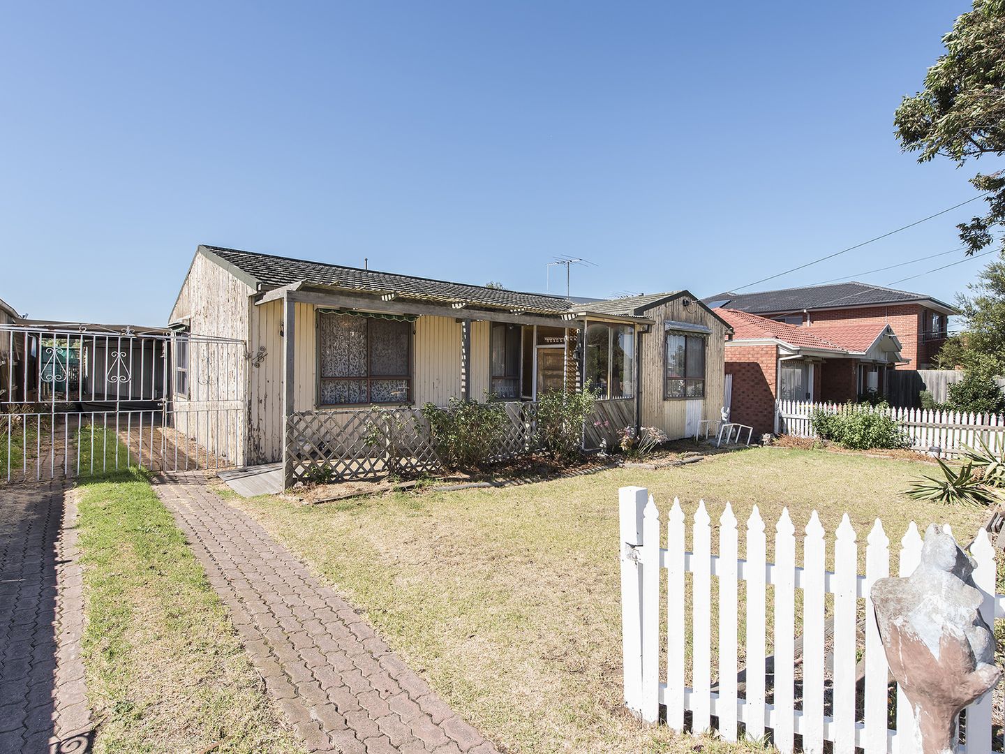 8 Rochester Street, Braybrook VIC 3019, Image 2