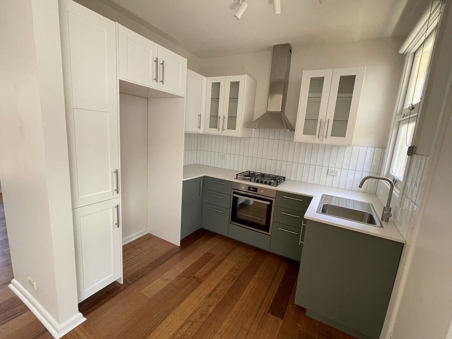 2 bedrooms Apartment / Unit / Flat in 3/17 Garden Road CAMBERWELL VIC, 3124