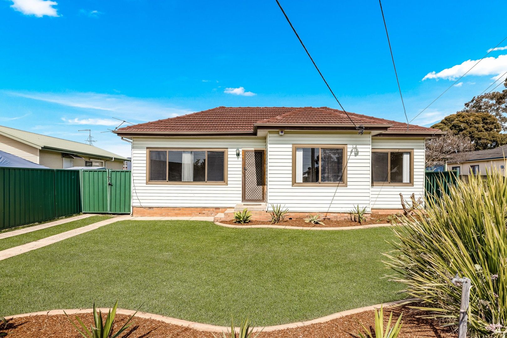 4 bedrooms House in 2 Croker Crescent COLYTON NSW, 2760