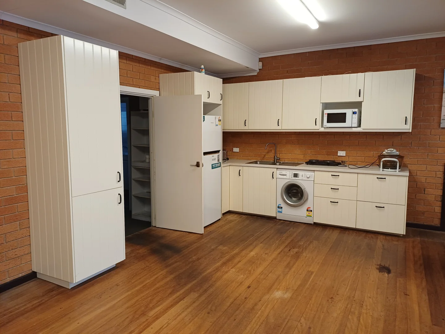 Additional image 2 of Melba ACT 2615