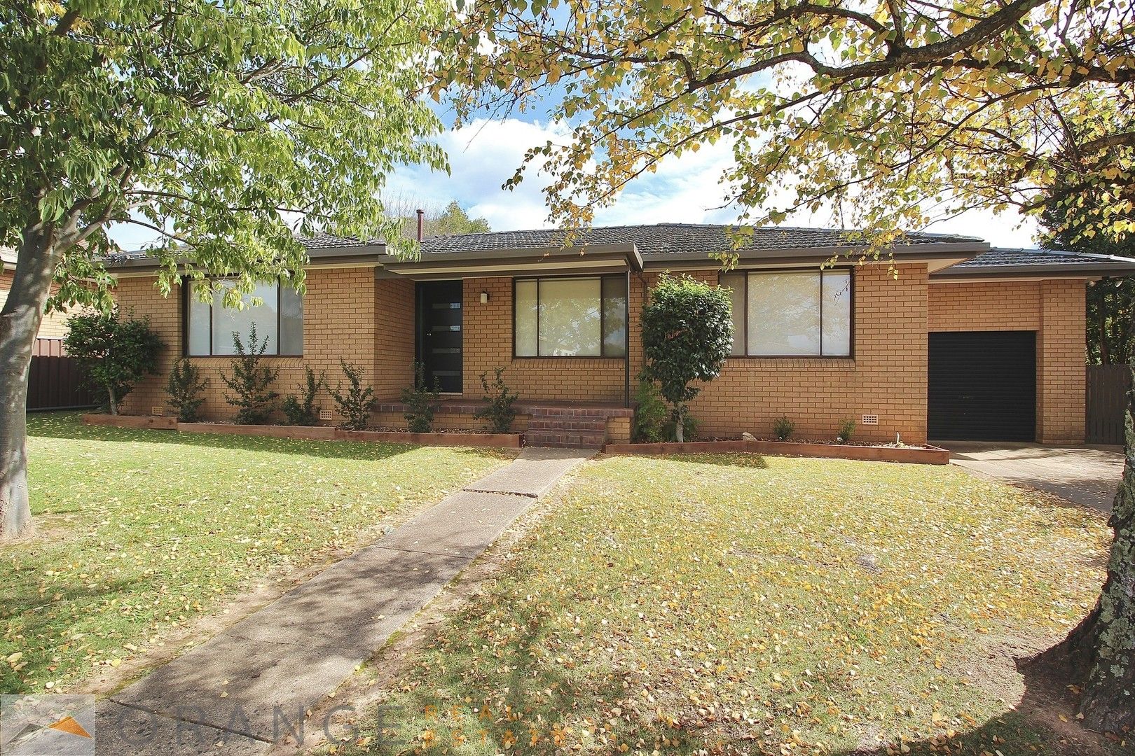 27 Kearneys Drive, Orange NSW 2800, Image 0