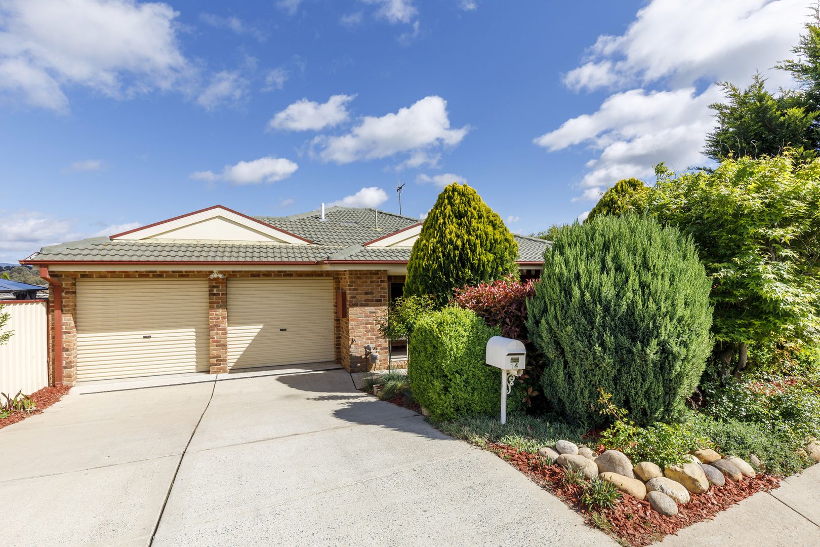 14 McDonnell Close, Dunlop ACT 2615, Image 1