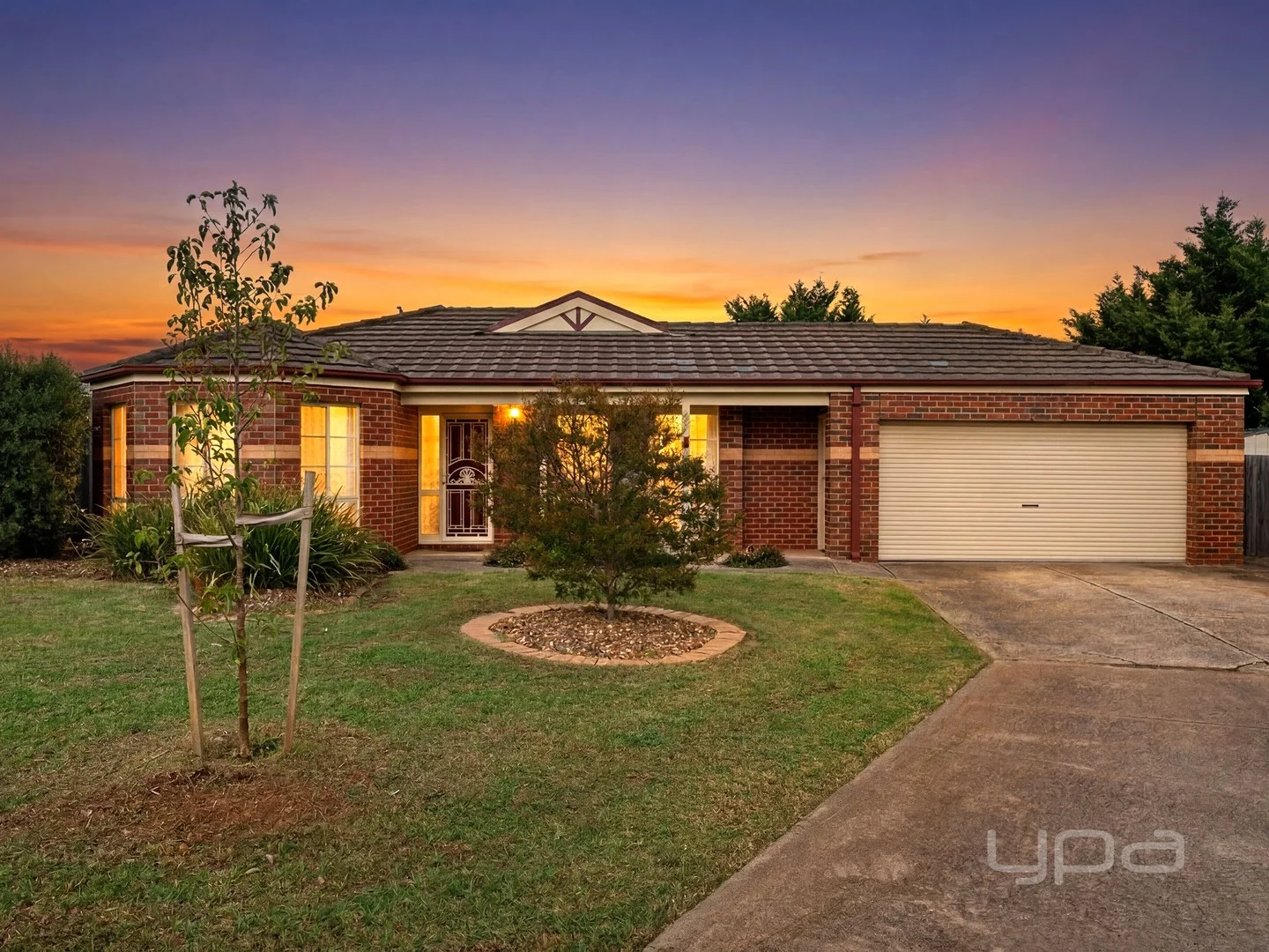 4 Anthony Court, Melton West VIC 3337