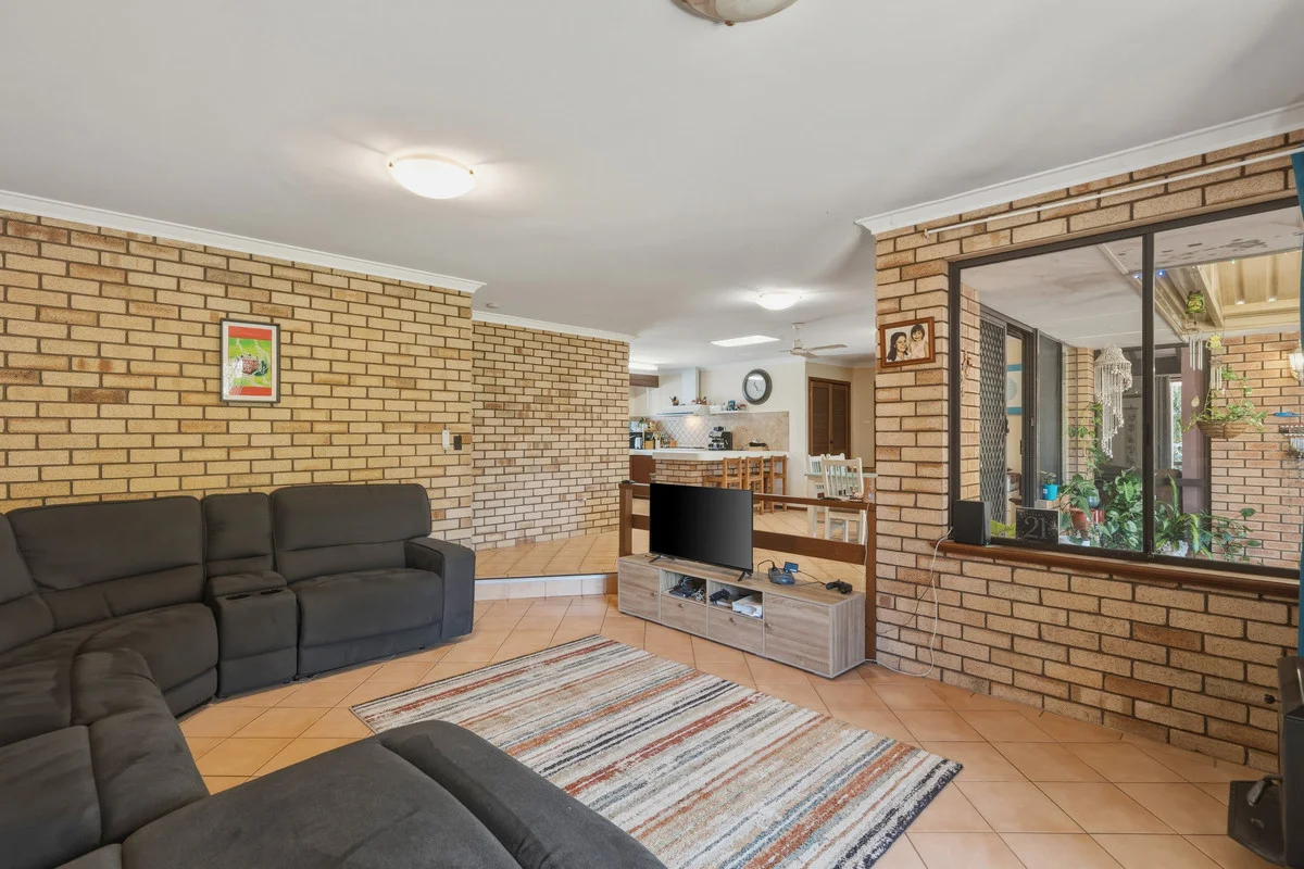 Additional image 11 of 1 Yukon Close, Greenfields WA 6210