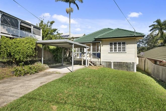 Picture of 116 SIBLEY ROAD, WYNNUM WEST QLD 4178