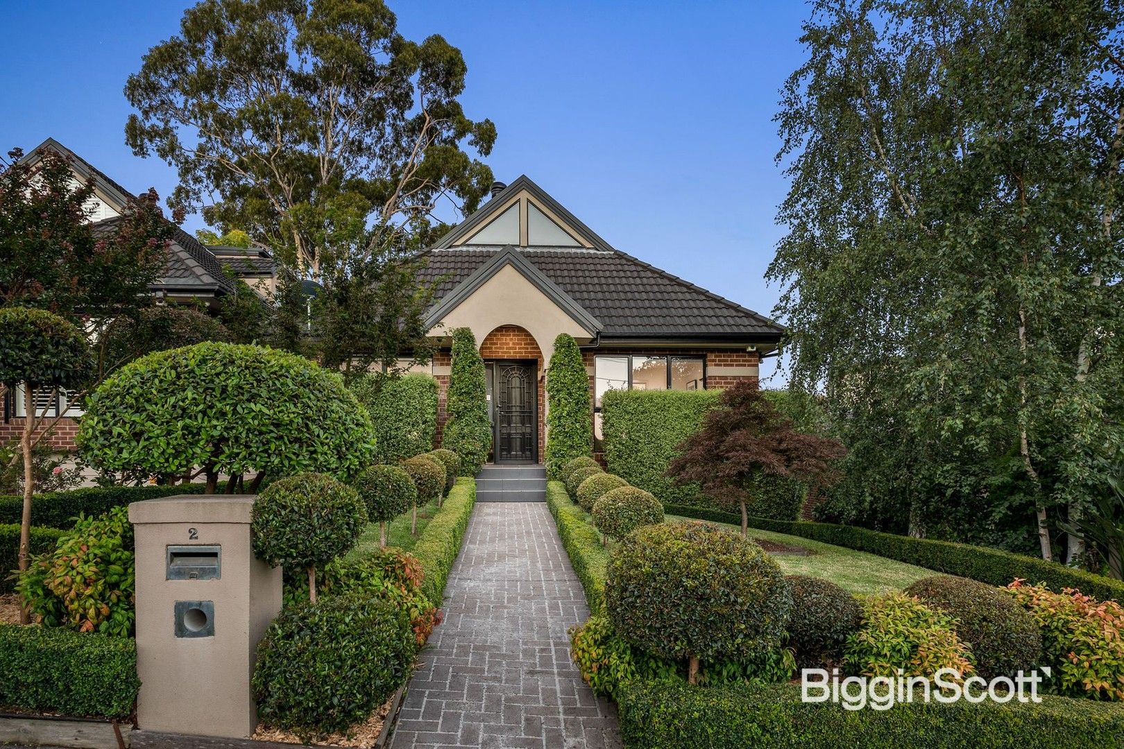 2/15-17 The Mews, Vermont VIC 3133, Image 0