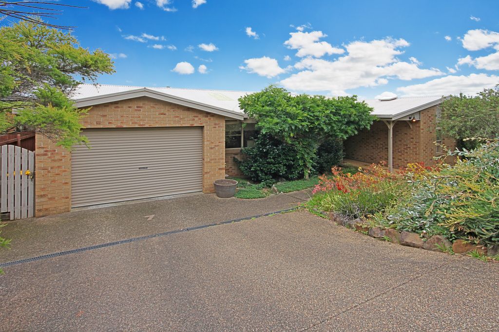 7 Blaxland Crescent, SUNSHINE BAY NSW 2536, Image 0