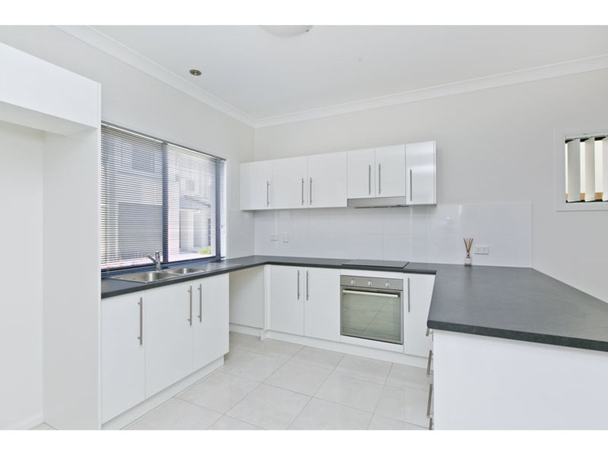 7/21-23 Island Street, Cleveland QLD 4163, Image 2