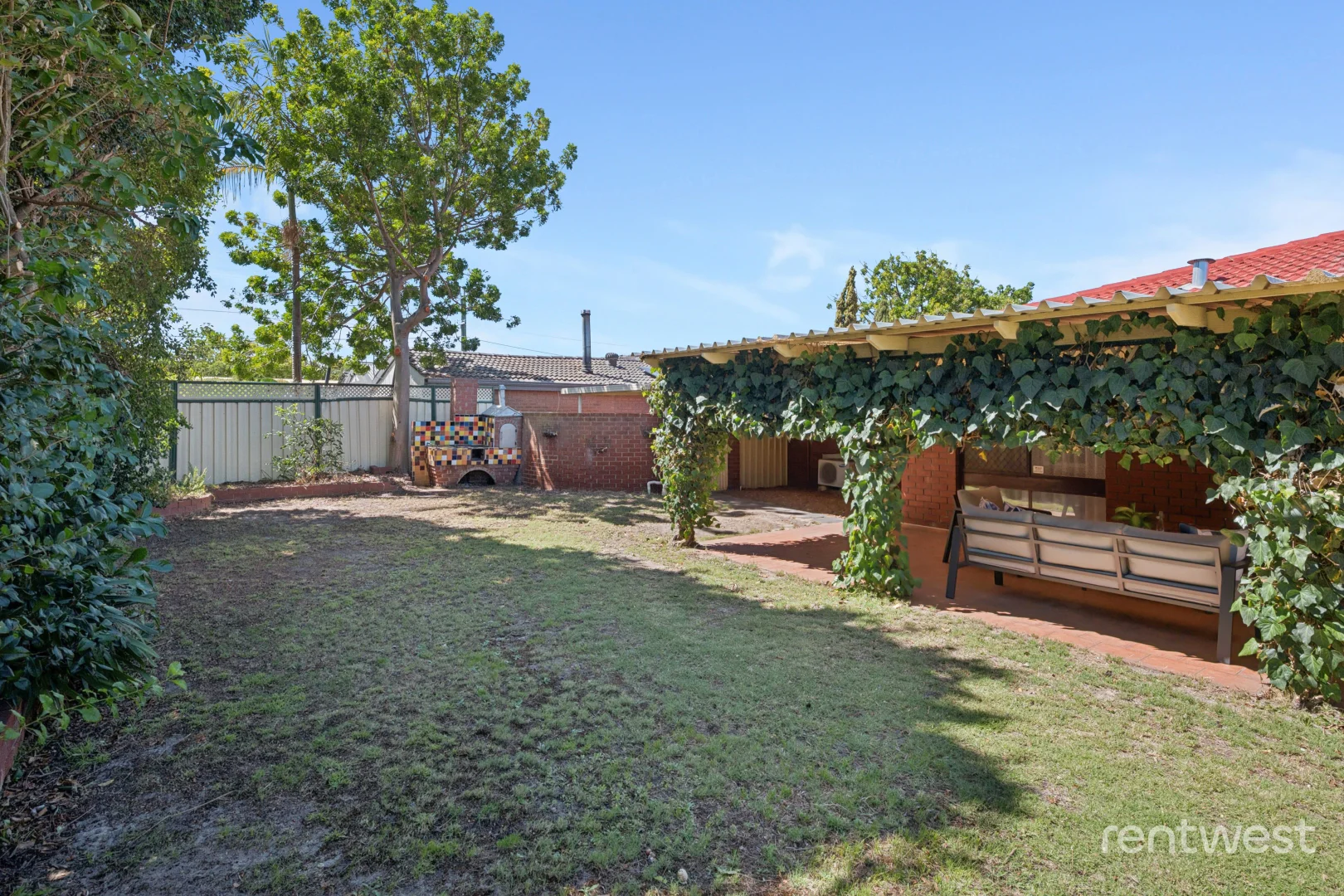 Additional image 32 of 42 Panamuna Dr, Willetton WA 6155