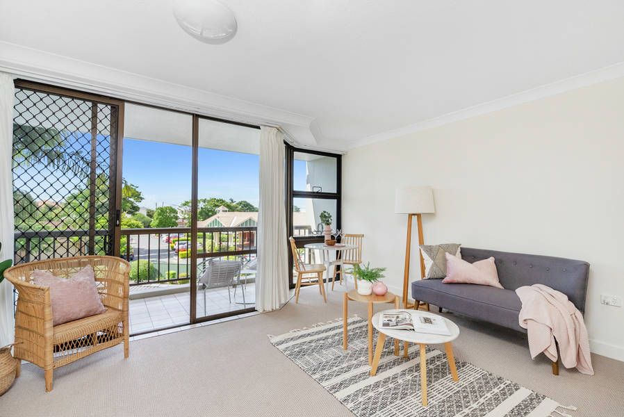 22/98 Bayview Street, Runaway Bay QLD 4216, Image 1