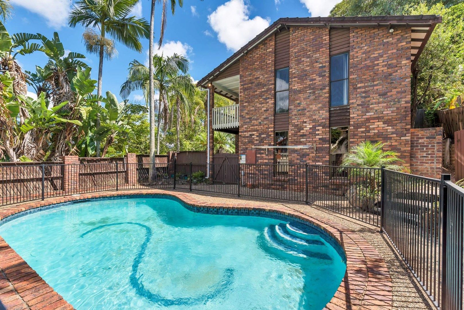 1 Mitchell Court, Carrara QLD 4211, Image 0