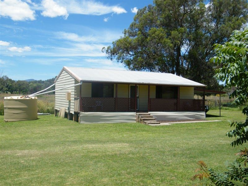 2 Elizabeth St, Wallabadah NSW 2343, Image 0