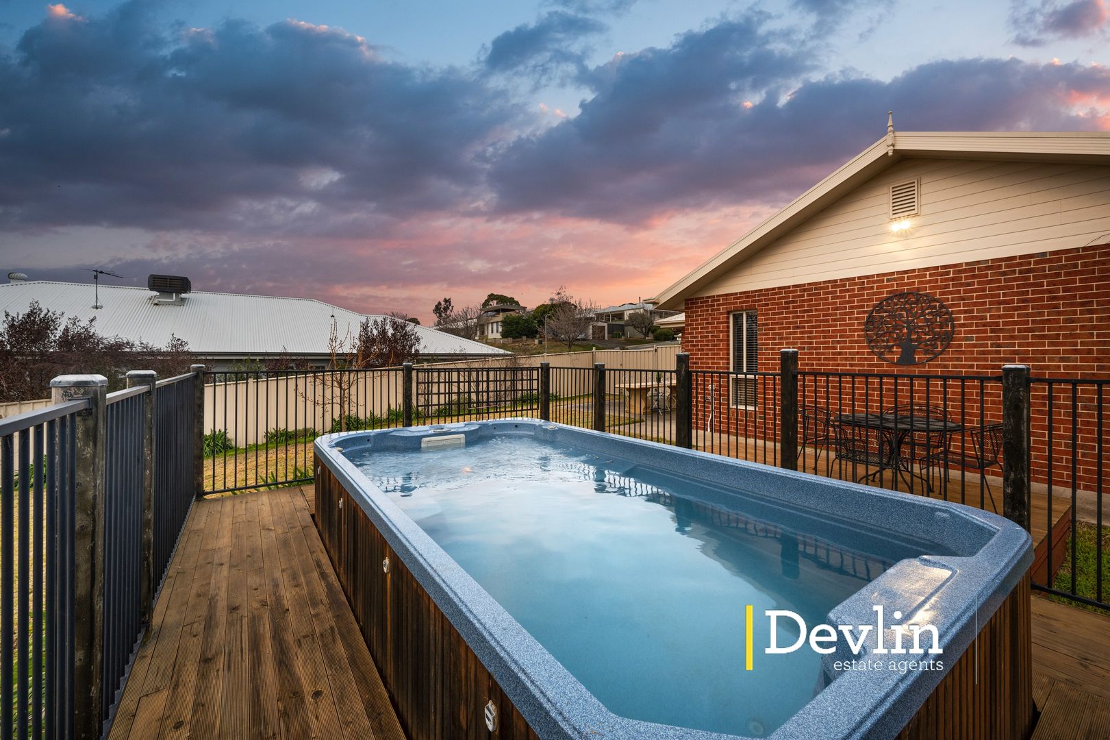 30 Shehan Drive, Beechworth VIC 3747, Image 2