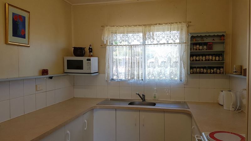 17 Geraldine Street, West Gladstone QLD 4680, Image 2