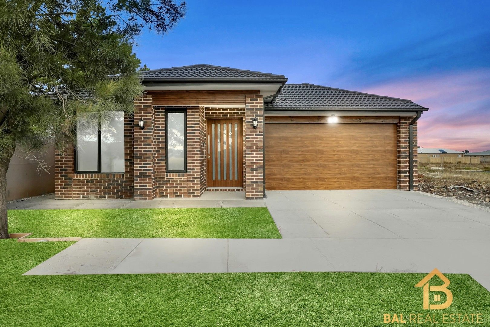 4 bedrooms House in 4 Thatta avenue TARNEIT VIC, 3029