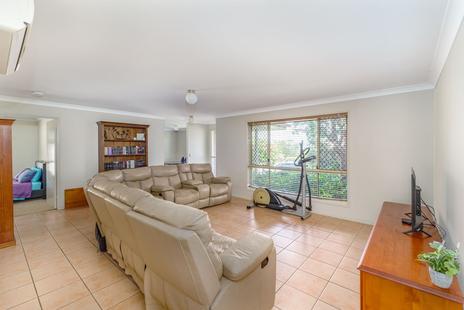 145 Brooklands Drive, Beaudesert QLD 4285, Image 2