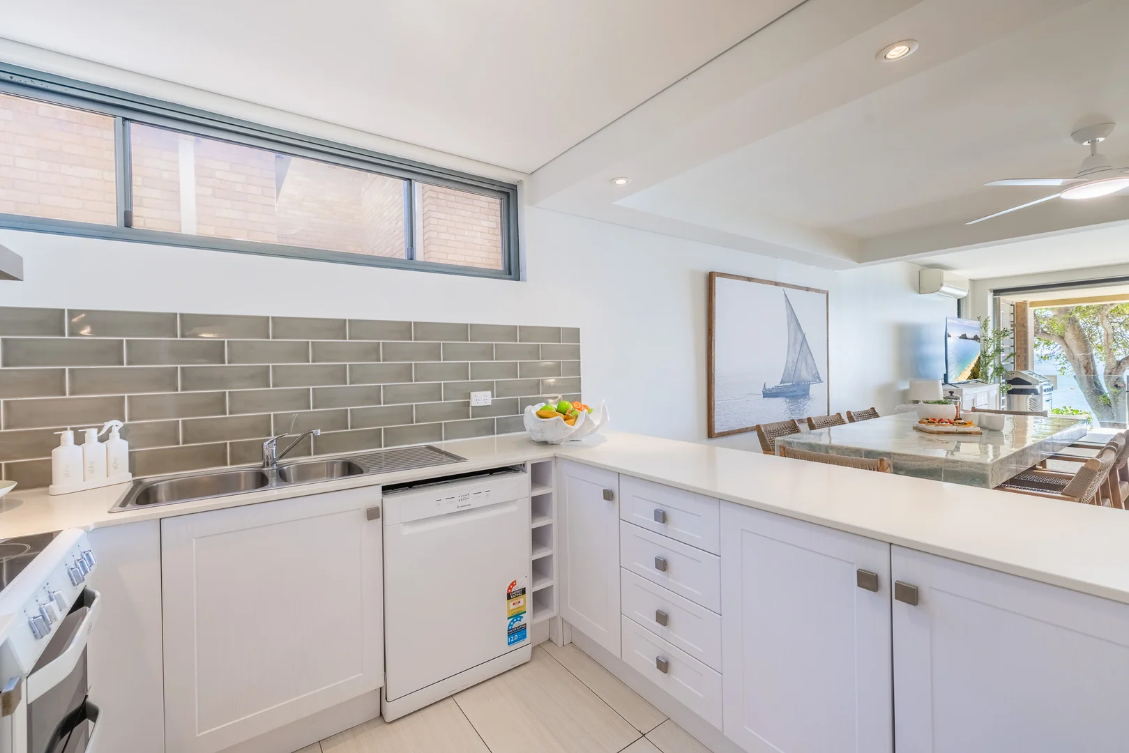 Additional image 4 of 1/211 Soldiers Point Road, Salamander Bay NSW 2317