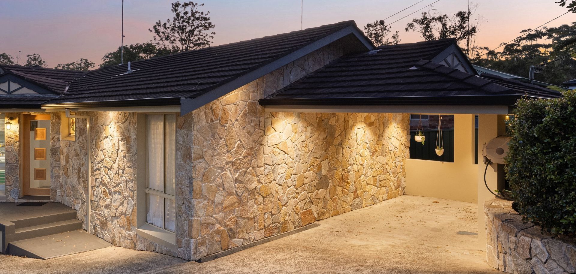 4 bedrooms House in 100 Matson Crescent MIRANDA NSW, 2228
