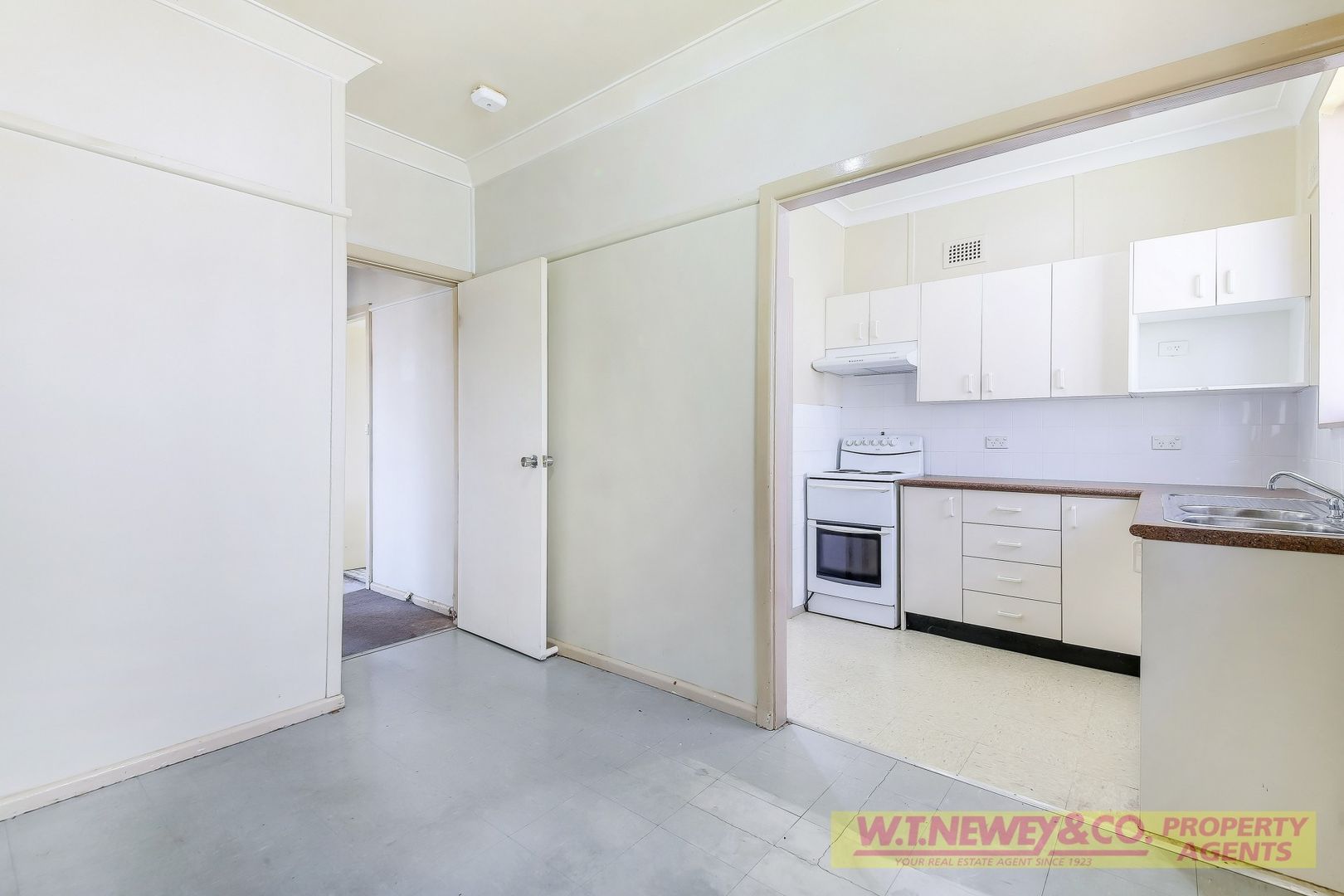 32 Treuer Parade, Yagoona NSW 2199, Image 2