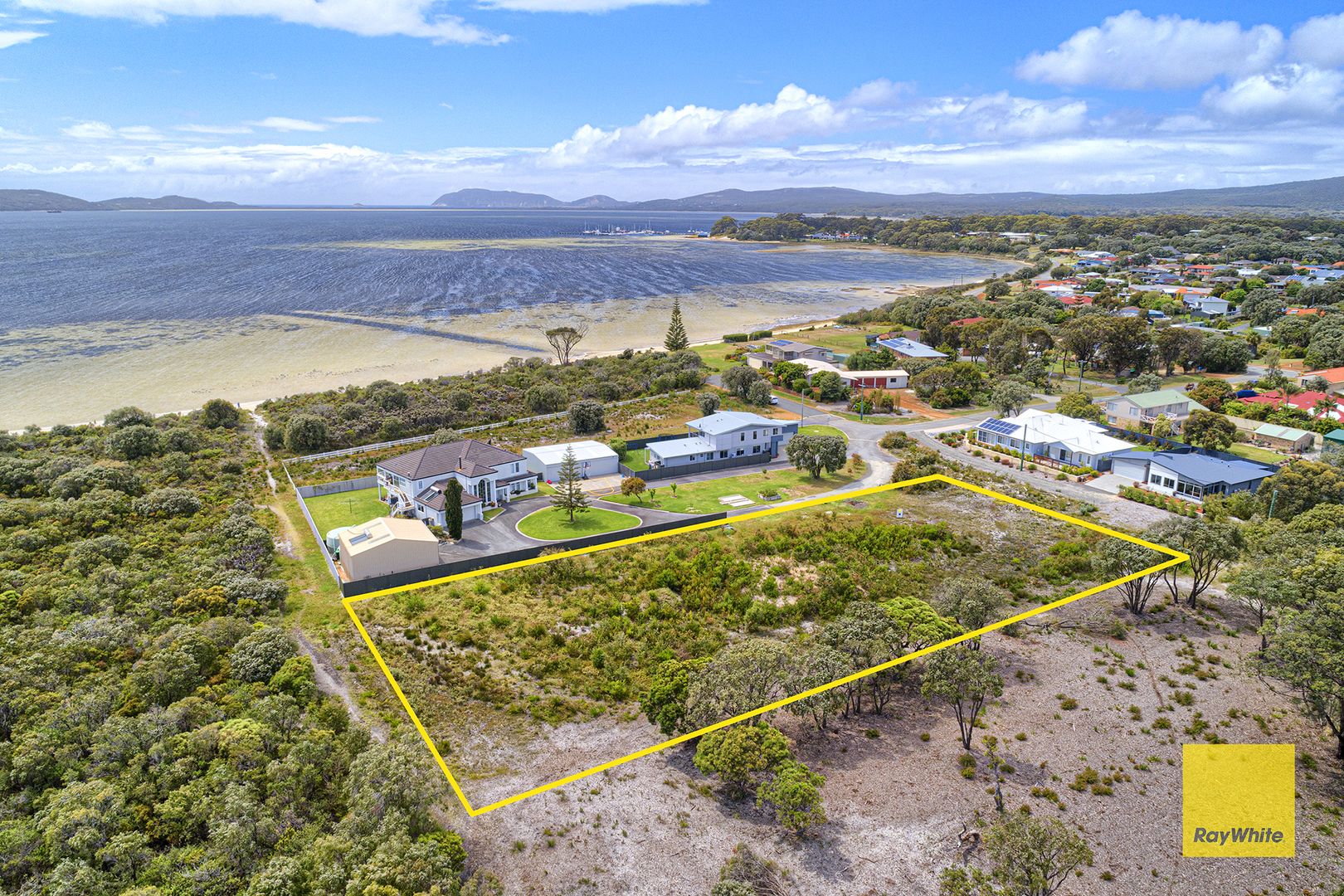 23 Marine Terrace, Little Grove WA 6330, Image 1