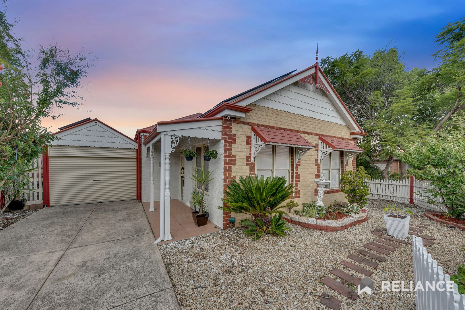 20 Hepburn Way, Caroline Springs VIC 3023, Image 2