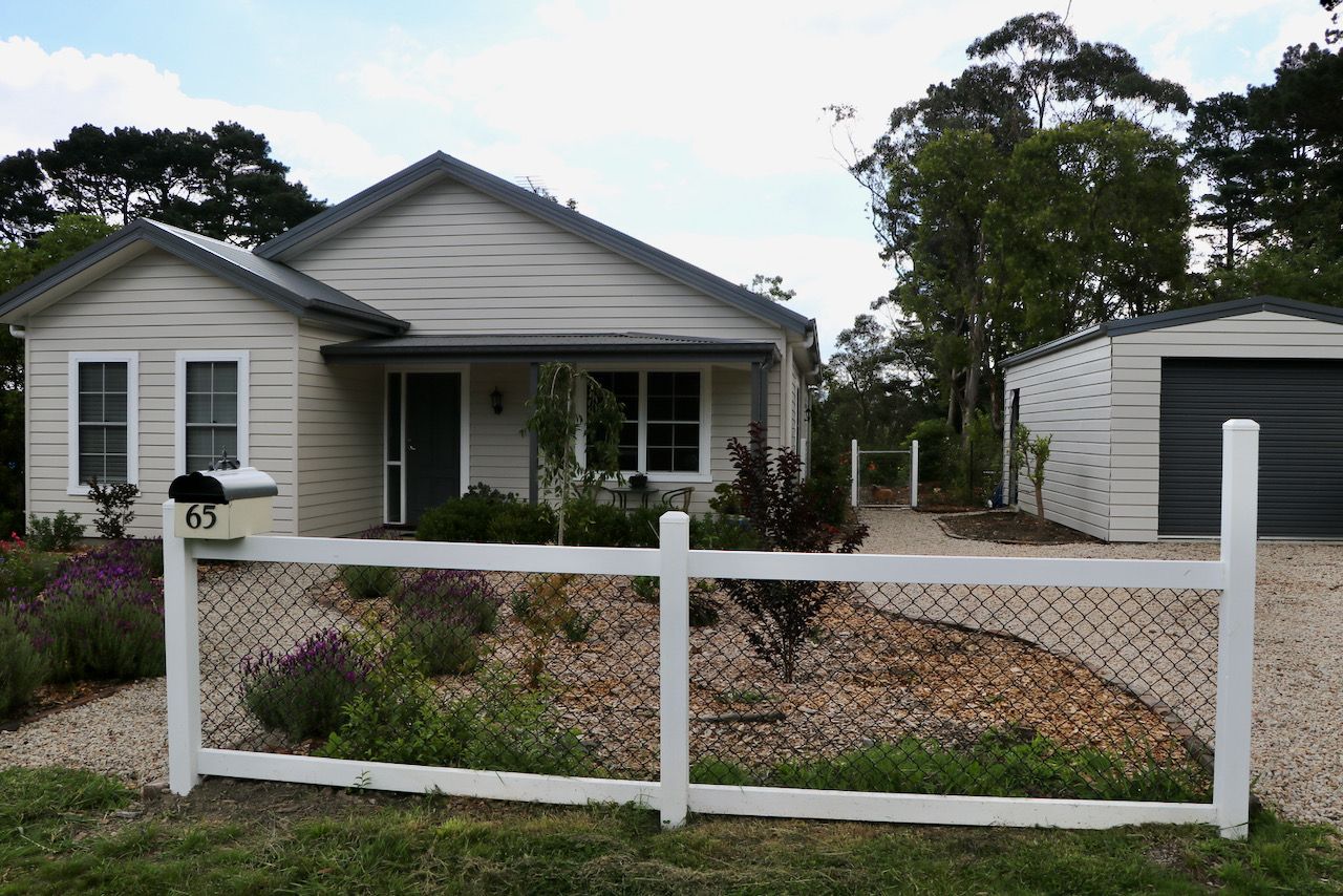65 Valley Road, Wentworth Falls Property History & Address Research