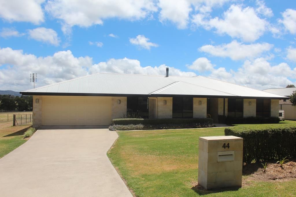 44 Riley Street, Tenterfield Property History & Address Research Domain