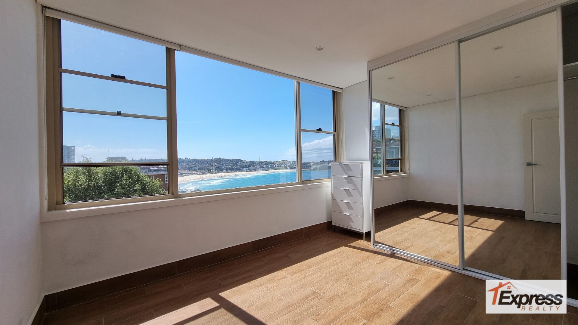 10/24 Sandridge Street, Bondi NSW 2026 Apartment For Rent 1,100