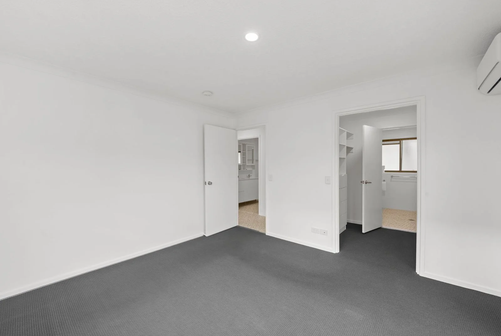 Additional image 5 of 145 Barrier Reef Drive, Mermaid Waters QLD 4218