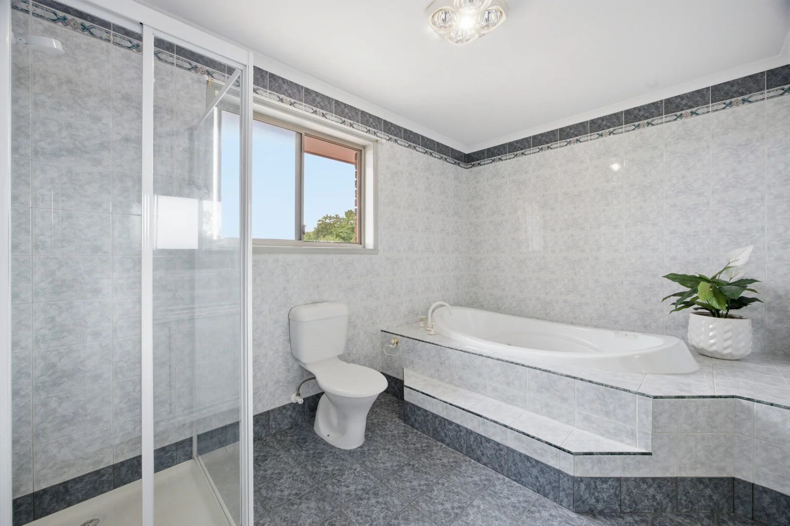 Additional image 19 of 14 Nugent Close, Jerrabomberra NSW 2619