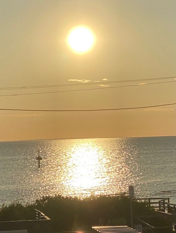 2 bedrooms Apartment / Unit / Flat in 2/8 Bank Road EDITHVALE VIC, 3196