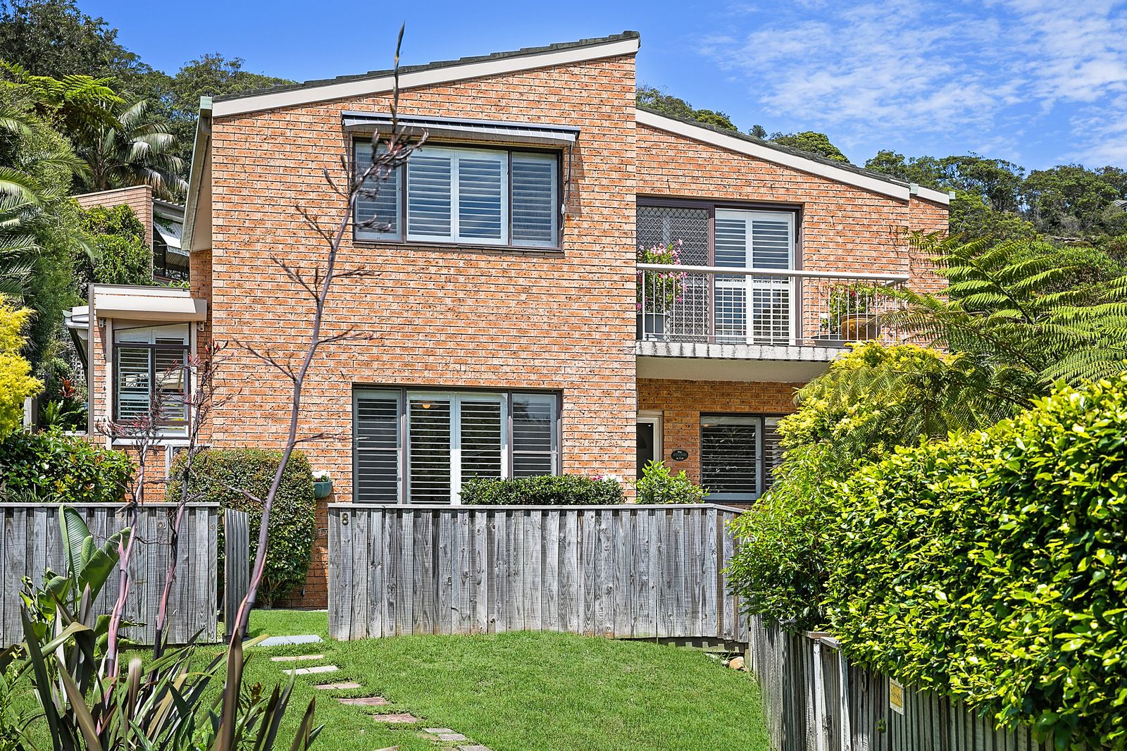 2 bedrooms Townhouse in 8/50-54 Mactier Street NARRABEEN NSW, 2101