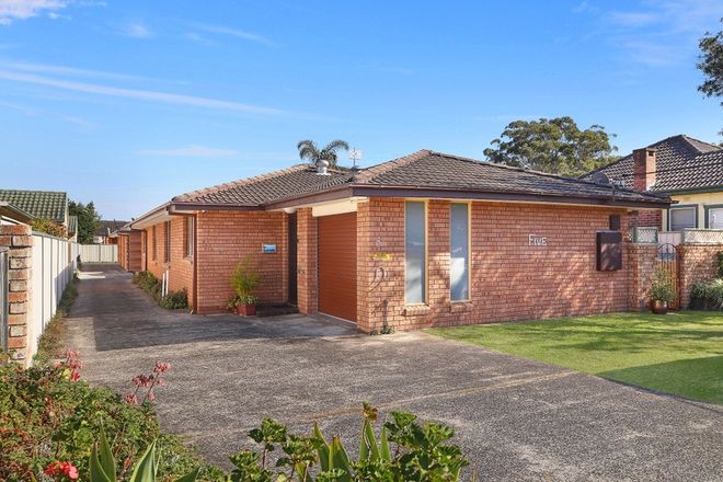 Picture of 1/5 Whiting Road, ETTALONG BEACH NSW 2257
