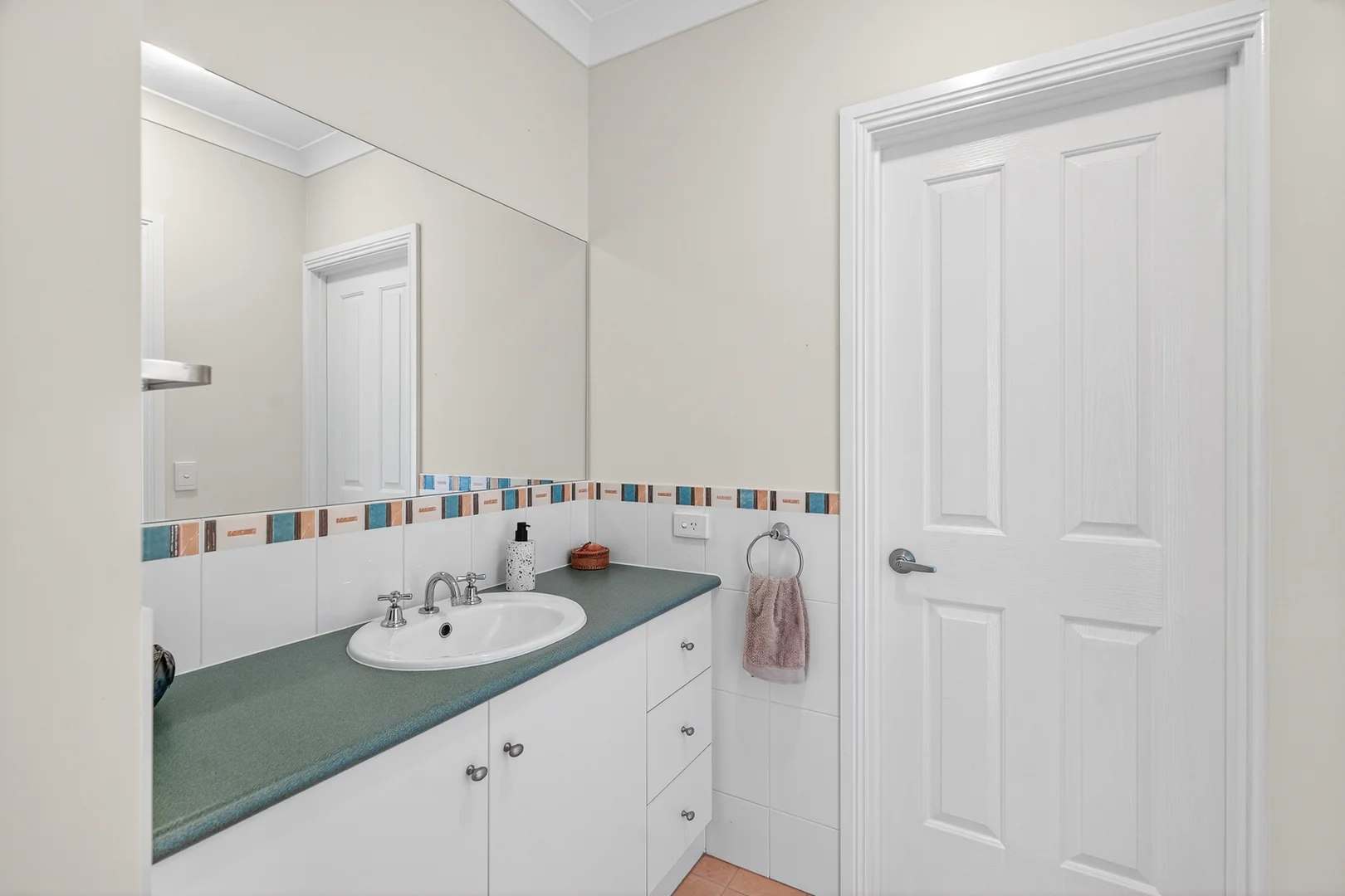 Additional image 25 of 87 Blanche Parade, Hindmarsh Island SA 5214