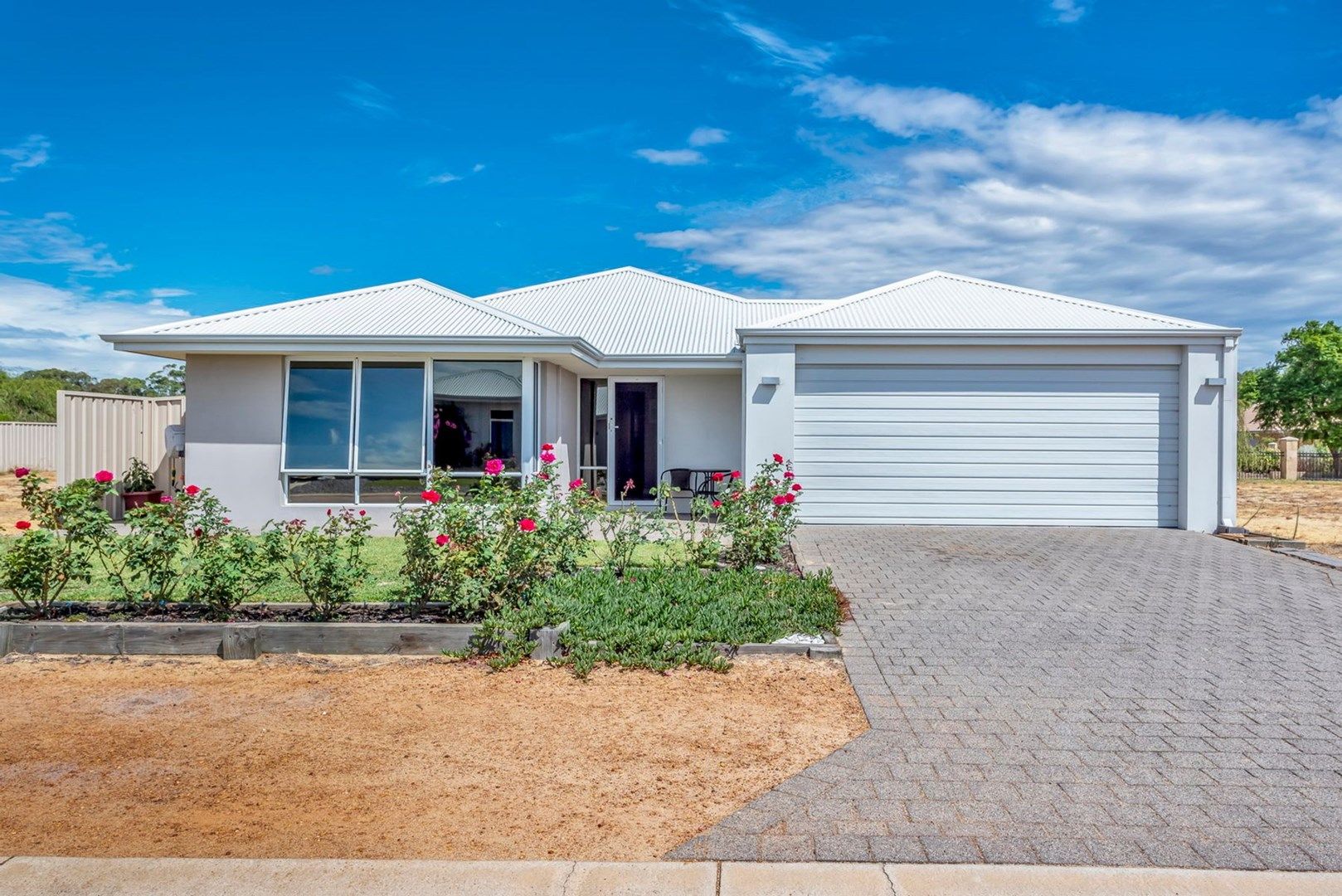 25 Coopers Mill Way, Ravenswood WA 6208, Image 0