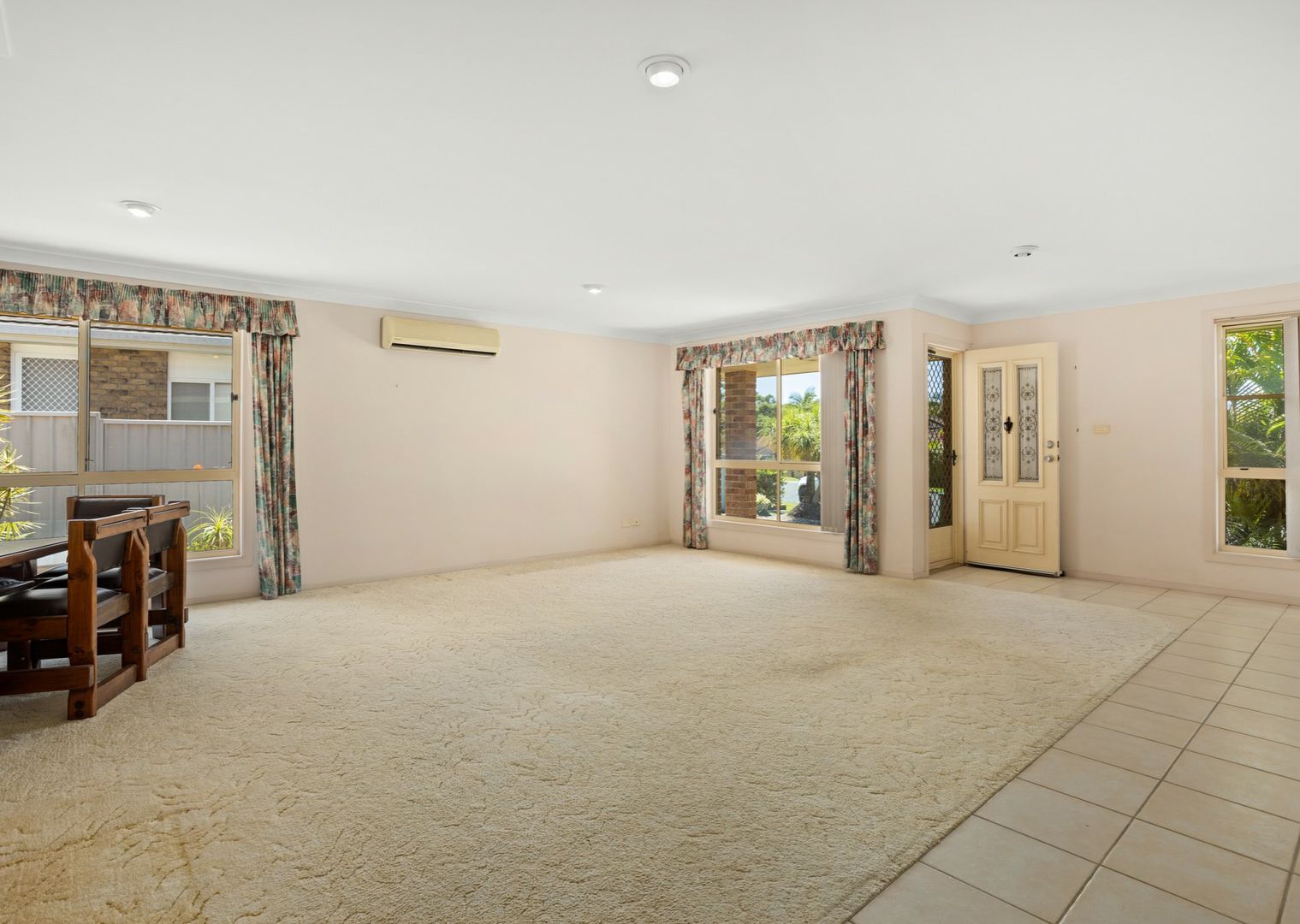 1/9 Carrabeen Drive, Old Bar NSW 2430, Image 1