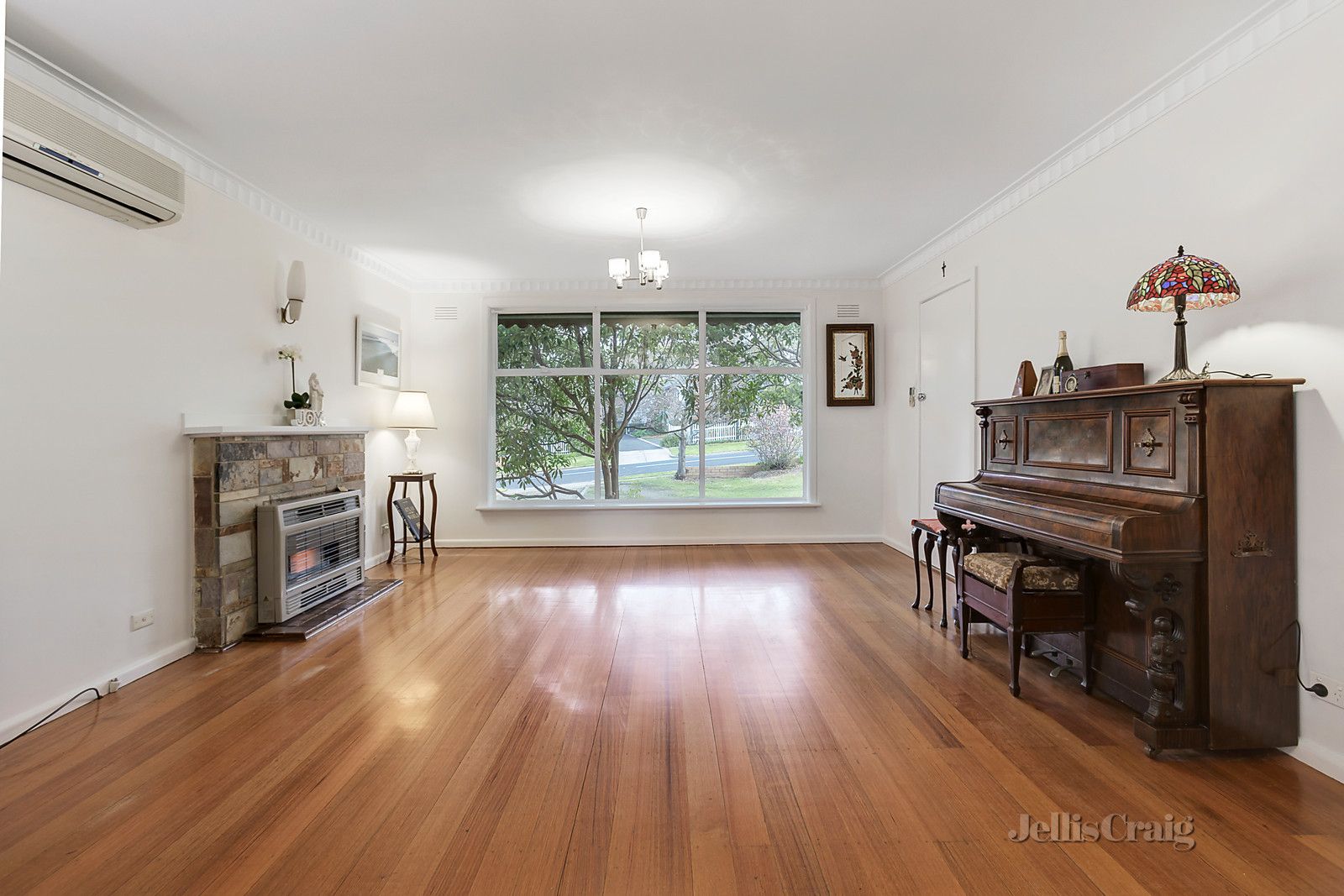 17 Olympic Avenue, Montmorency VIC 3094, Image 1