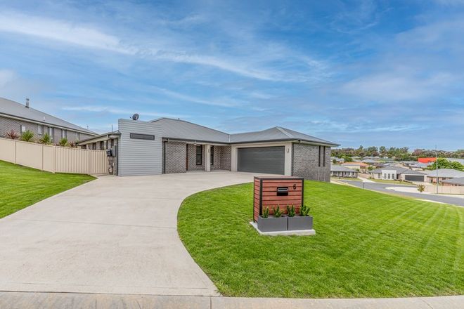Picture of 6 Jade Close, KELSO NSW 2795