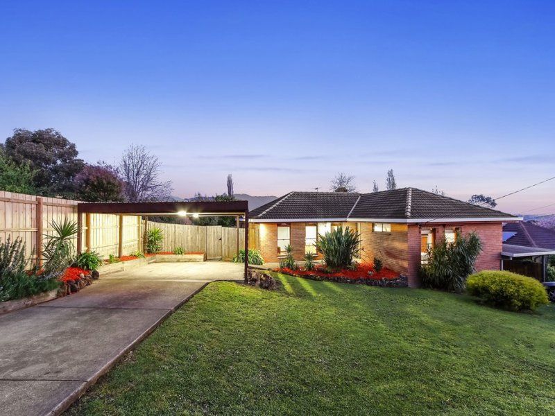 3 bedrooms House in 4 Ross Pincott Drive MOOROOLBARK VIC, 3138