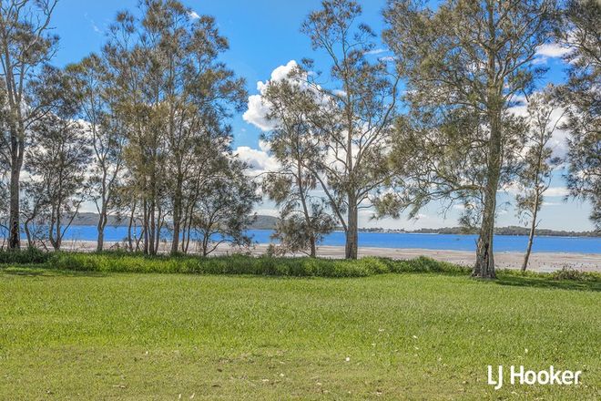 Picture of 105 Cook Parade, LEMON TREE PASSAGE NSW 2319
