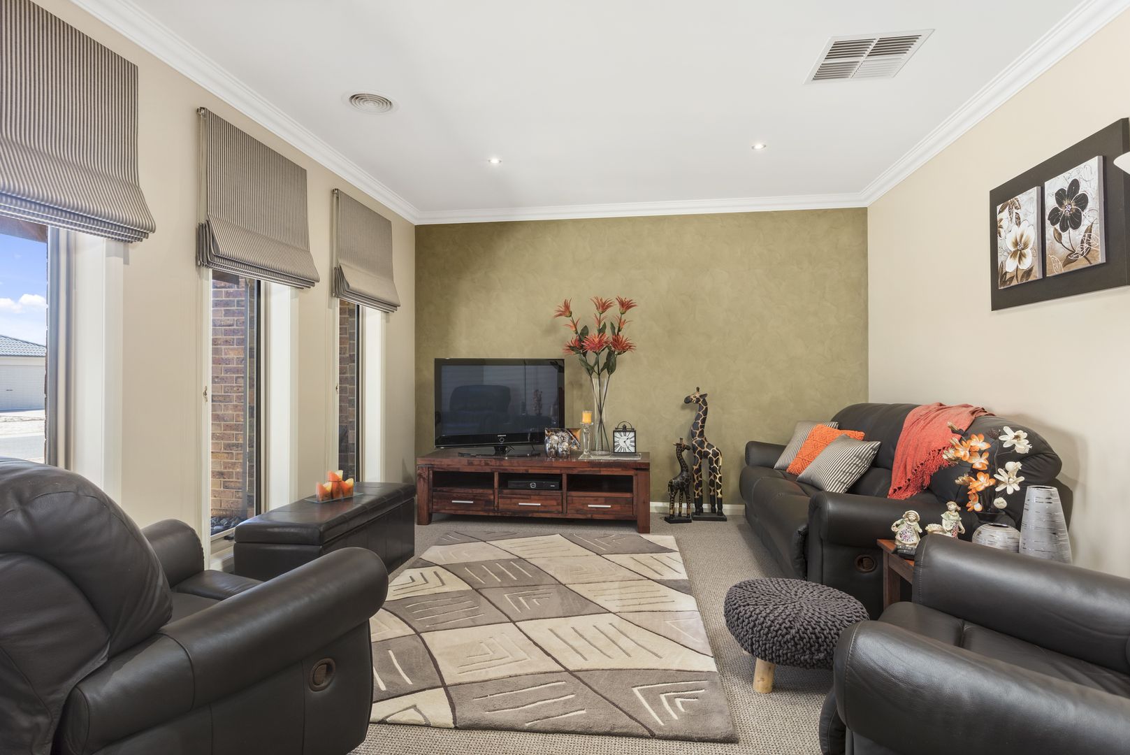 4 Greenfield Drive, Epsom VIC 3551, Image 1