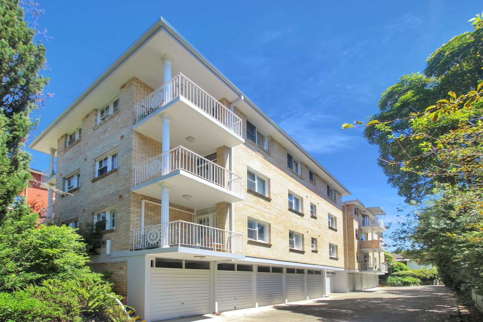 11/12 Pittwater Road, Gladesville Property History & Address Research